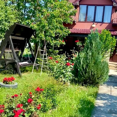 Holiday home Vecinul Lui Ion Creanga Mahala